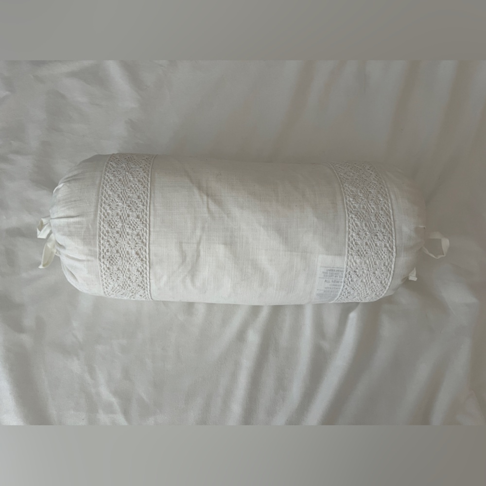 Decorative down pillow NWOT